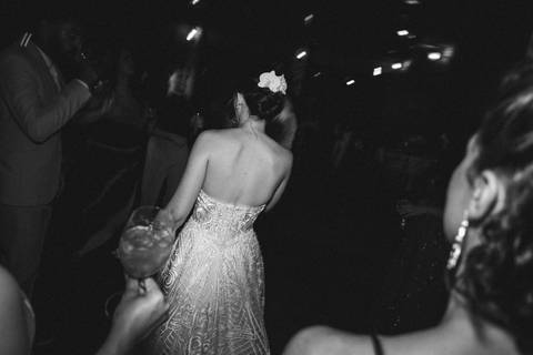 Fotos do casal após o casamento
Retratos de recém-casados
Fotografia romântica de casamento
Fotos espontâneas dos noivos
Conexão e cumplicidade do casal
Ensaio de casal no dia do casamento
Fotografia de casamento natural'