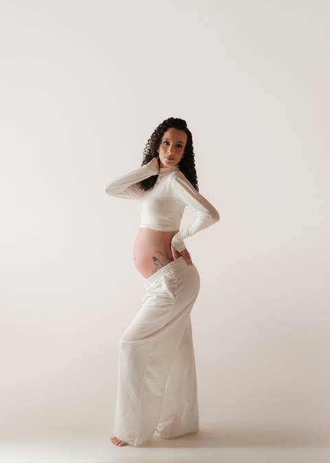 Ensaio gestante em Presidente Prudente



Fotógrafo de gestante em Presidente Prudente



Ensaio de gravidez em estúdio



Fotografia de maternidade



Ensaio maternity clean



Ensaio gestante minimalista



Estúdio fotográfico para gestante em President'