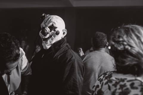 festa com dj de camsamento'