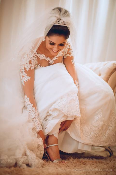 noiva colocando sapato making of'