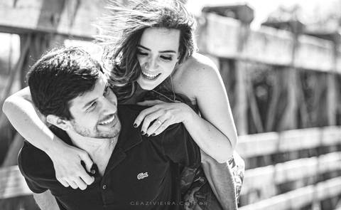 Noiva nas costas cacunda do noivo'