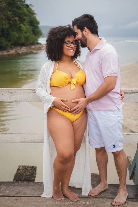 foto na praia de grávida '