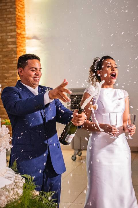 champanhe estourando'