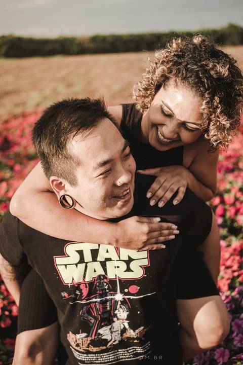 casal nas flores holambra'