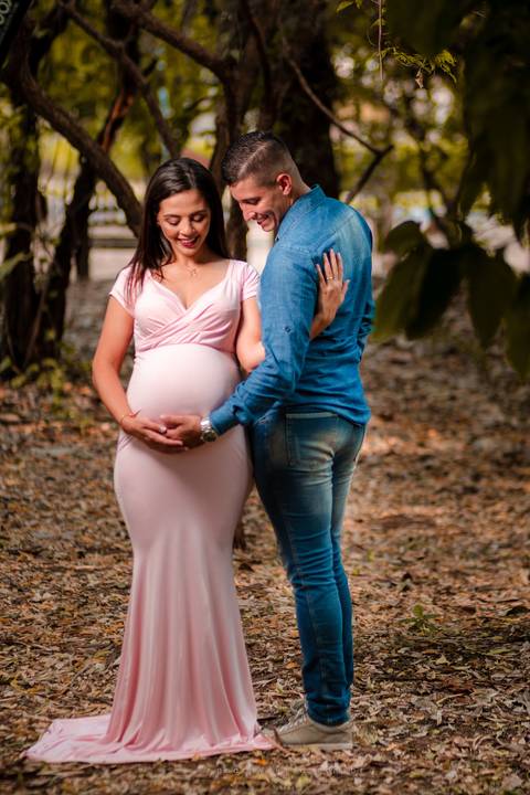 foto de gestante com o marido'