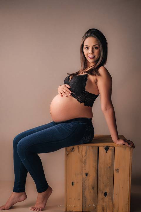 Ensaio sensual de gestante'