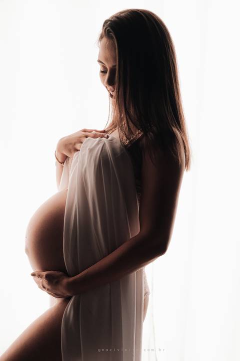 Ensaio sensual de gestante em Prudente'