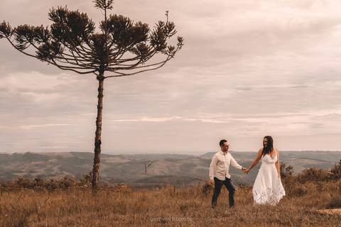 foto de casal em cima do morro das antenas'