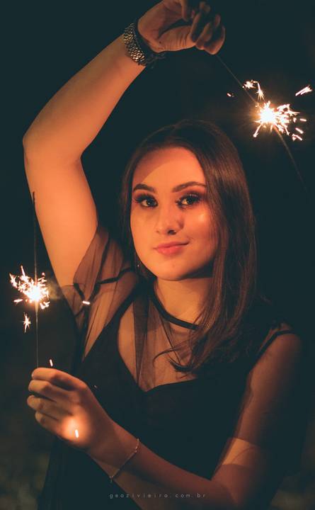 Foto de debutante 15 anos com sparkle'