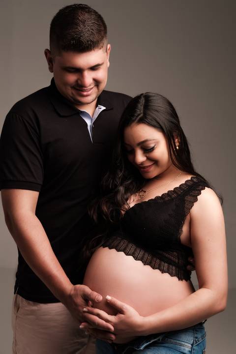 Foto de gestante em estudio'