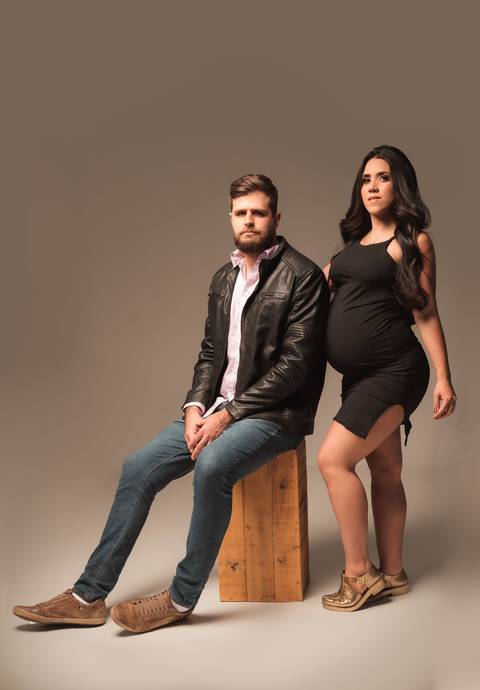 Foto de gestante em Estudio'