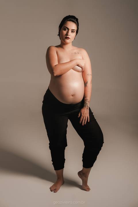 foto sensual de gestante'