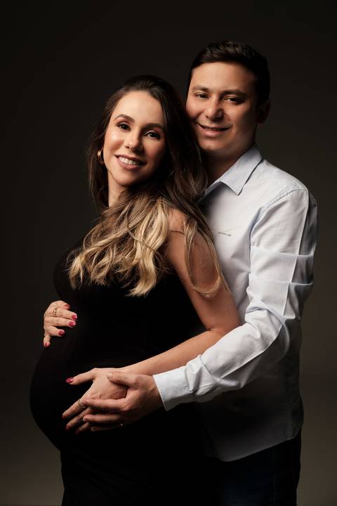 Ensaio em estudio de grávida'