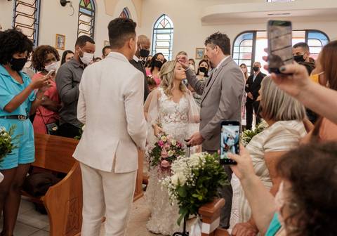 entrada da noiva e recebendo benção do seu pai'