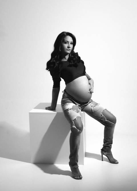 Ensaio estiloso gestante'