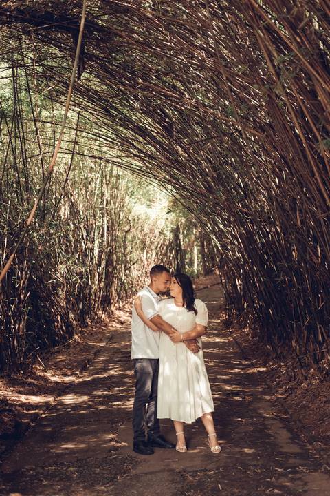 ensaio de casal no campo '