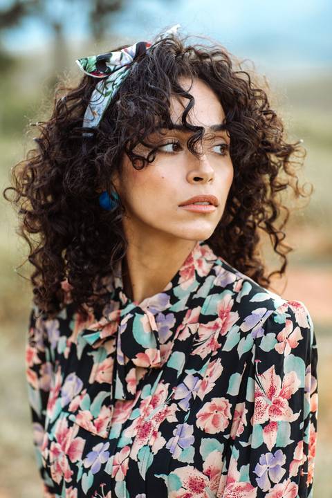 Modelo veste Criatura Vintage num ensaio clicado por Maya Morikawa em Campos do Jordão'