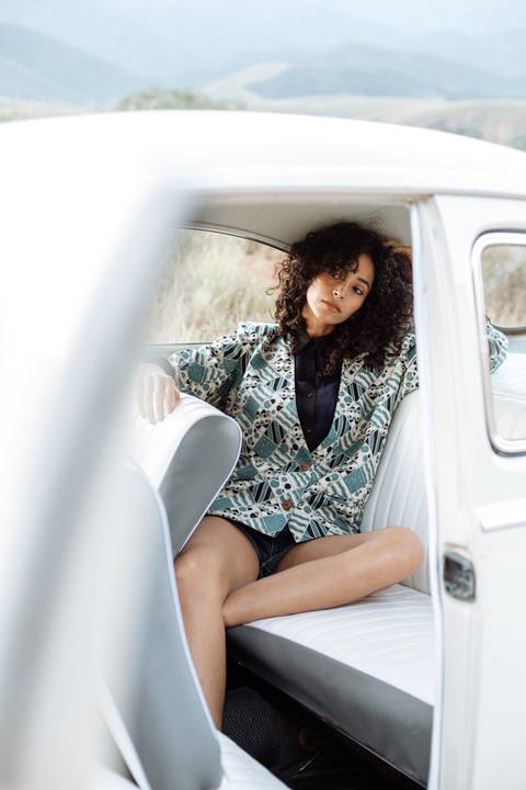 Shooting em Campos do Jordão da marca Criatura Vintage com a modelo Pati Mesquita clicado por Maya Morikawa'