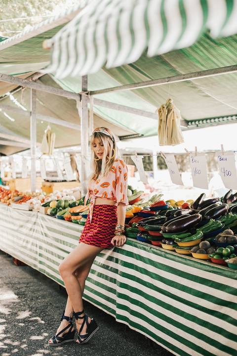 Ensaio Mr. Cat Tropical em Feira fotografado por Maya Morikawa nos Jardins São Paulo'