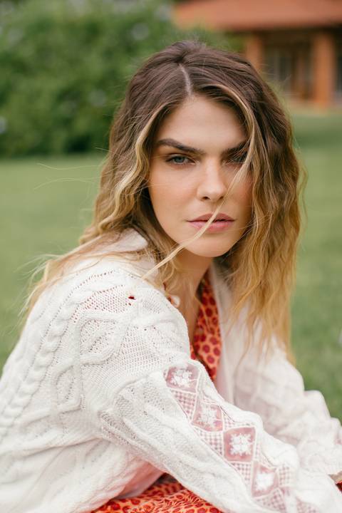 Shooting Batiche em Itu Boa Vista com Juliana Sampaio e Ana Paula Scopel Foto por Maya Morikawa'