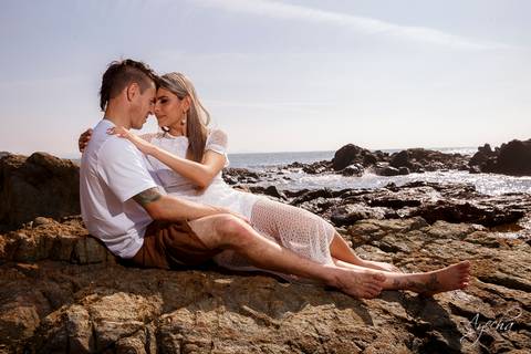 Ensaio pré wedding na praia; ensaio de casal praia; ensaio de casal curitiba; fotografia de casamento; deborah ayecha fotografia, ensaio fotografico praia santa catarina'