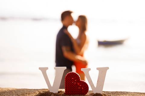 Ensaio pré wedding na praia; ensaio de casal praia; ensaio de casal curitiba; fotografia de casamento; deborah ayecha fotografia, ensaio fotografico praia santa catarina'