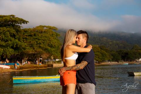 Ensaio pré wedding na praia; ensaio de casal praia; ensaio de casal curitiba; fotografia de casamento; deborah ayecha fotografia, ensaio fotografico praia santa catarina'