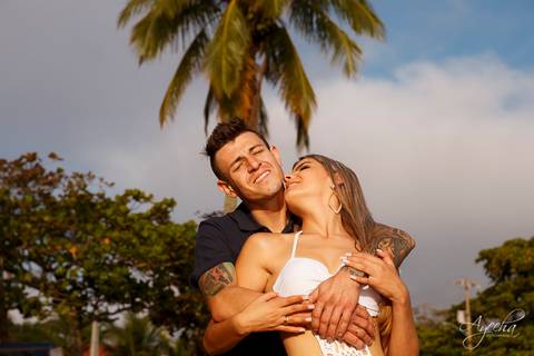 Ensaio pré wedding na praia; ensaio de casal praia; ensaio de casal curitiba; fotografia de casamento; deborah ayecha fotografia, ensaio fotografico praia santa catarina'