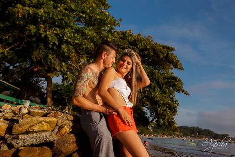 Ensaio pré wedding na praia; ensaio de casal praia; ensaio de casal curitiba; fotografia de casamento; deborah ayecha fotografia, ensaio fotografico praia santa catarina'