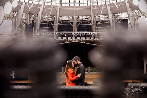 Ensaio de casal; fotografia de casal; fotografia de casamento; fotografo de casamento; fotografa de casamento, noivas curitibanas; casando em curitiba; ensaio fotografico opera de arame, ensaio no parque tangua'