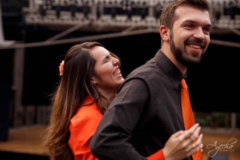 Ensaio de casal; fotografia de casal; fotografia de casamento; fotografo de casamento; fotografa de casamento, noivas curitibanas; casando em curitiba; ensaio fotografico opera de arame, ensaio no parque tangua'