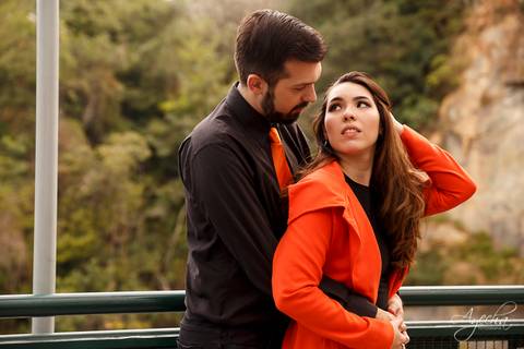 Ensaio de casal; fotografia de casal; fotografia de casamento; fotografo de casamento; fotografa de casamento, noivas curitibanas; casando em curitiba; ensaio fotografico opera de arame, ensaio no parque tangua'