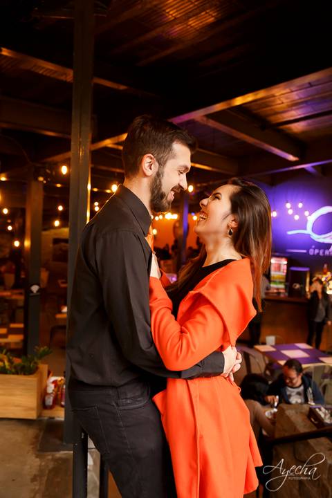 Ensaio de casal; fotografia de casal; fotografia de casamento; fotografo de casamento; fotografa de casamento, noivas curitibanas; casando em curitiba; ensaio fotografico opera de arame, ensaio no parque tangua'