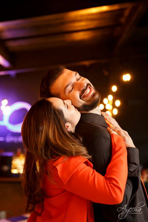 Ensaio de casal; fotografia de casal; fotografia de casamento; fotografo de casamento; fotografa de casamento, noivas curitibanas; casando em curitiba; ensaio fotografico opera de arame, ensaio no parque tangua'