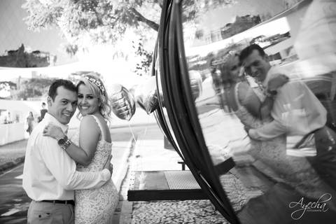 Ensaio Opera de Arame; Ensaio Museu do Olho, Ensaio Rua 24 horas, Pré wedding; Deborah ayecha fotografia; ensaio de casal curitiba; fotografa de casamento curitiba'