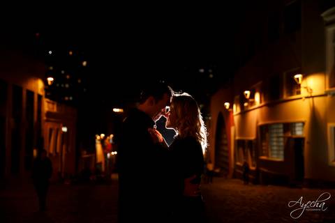 Ensaio Opera de Arame; Ensaio Museu do Olho, Ensaio Rua 24 horas, Pré wedding; Deborah ayecha fotografia; ensaio de casal curitiba; fotografa de casamento curitiba'