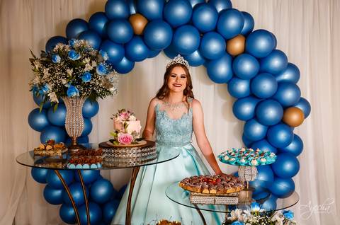 Ensaio15 anos; Debutante; 15 anos Curitiba; Fotógrafa Piraquara; Fotógrafa Curitiba; Inspiração 15 anos; Debutantes Curitiba; Festa de 15 anos; Book 15 anos; Vestidos de Debutante; Eventos Curitiba; Scania Brasil; Meus 15 anos; Ensaios Criativos; '