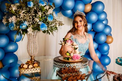 Ensaio15 anos; Debutante; 15 anos Curitiba; Fotógrafa Piraquara; Fotógrafa Curitiba; Inspiração 15 anos; Debutantes Curitiba; Festa de 15 anos; Book 15 anos; Vestidos de Debutante; Eventos Curitiba; Scania Brasil; Meus 15 anos; Ensaios Criativos; '