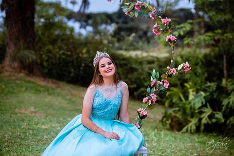 Ensaio15 anos; Debutante; 15 anos Curitiba; Fotógrafa Piraquara; Fotógrafa Curitiba; Inspiração 15 anos; Debutantes Curitiba; Festa de 15 anos; Book 15 anos; Vestidos de Debutante; Eventos Curitiba; Scania Brasil; Meus 15 anos; Ensaios Criativos; '
