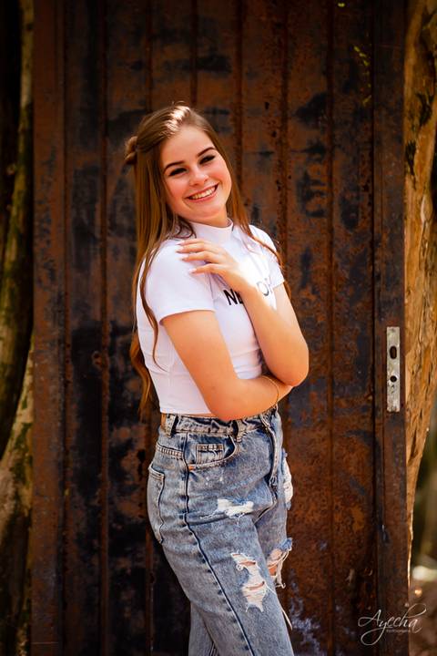 Ensaio15 anos; Debutante; 15 anos Curitiba; Fotógrafa Piraquara; Fotógrafa Curitiba; Inspiração 15 anos; Debutantes Curitiba; Festa de 15 anos; Book 15 anos; Vestidos de Debutante; Eventos Curitiba; Scania Brasil; Meus 15 anos; Ensaios Criativos; '