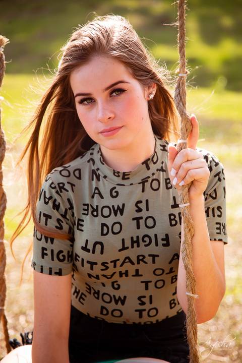 Ensaio15 anos; Debutante; 15 anos Curitiba; Fotógrafa Piraquara; Fotógrafa Curitiba; Inspiração 15 anos; Debutantes Curitiba; Festa de 15 anos; Book 15 anos; Vestidos de Debutante; Eventos Curitiba; Scania Brasil; Meus 15 anos; Ensaios Criativos; '