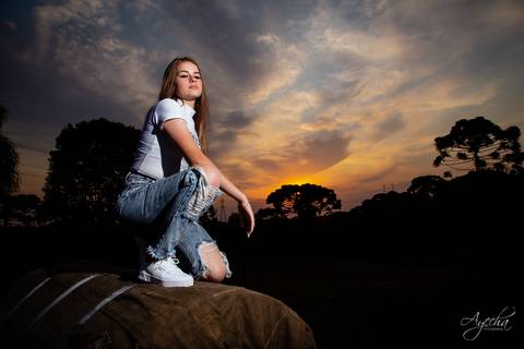 Ensaio15 anos; Debutante; 15 anos Curitiba; Fotógrafa Piraquara; Fotógrafa Curitiba; Inspiração 15 anos; Debutantes Curitiba; Festa de 15 anos; Book 15 anos; Vestidos de Debutante; Eventos Curitiba; Scania Brasil; Meus 15 anos; Ensaios Criativos; '