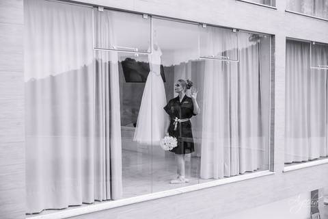 Fotografa de casamento Curitiba; Casamento Colombo; Making of da noiva; Noivas de Curitiba; Dia da noiva; Hotel Bolsi; Noiva bailarina; Vestidos de noiva; Detalhes da noiva; Casamentos Curitiba; Fotografa Piraquara; Fotografa Colombo; Sapatilha de ballet '