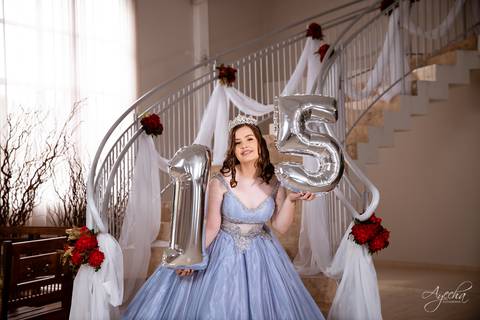 Ensaio de 15 anos; 15 anos Curitiba; Fotografa de debutantes; Inspirações de 15 anos; Chácara Ienkot; Fotografa São José dos Pinhais; Ensaio dos sonhos; Vestidos de Debutante; Fotografa Piraquara; Balões 15 anos; Meus 15 anos; Ensaio romântico;'