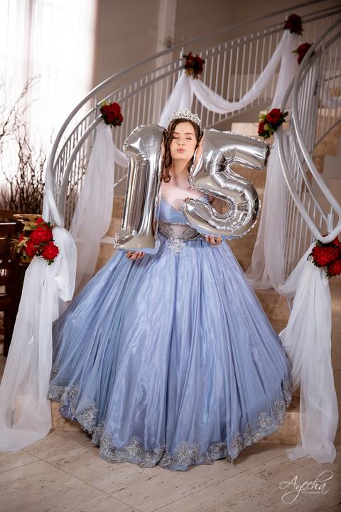 Ensaio de 15 anos; 15 anos Curitiba; Fotografa de debutantes; Inspirações de 15 anos; Chácara Ienkot; Fotografa São José dos Pinhais; Ensaio dos sonhos; Vestidos de Debutante; Fotografa Piraquara; Balões 15 anos; Meus 15 anos; Ensaio romântico;'