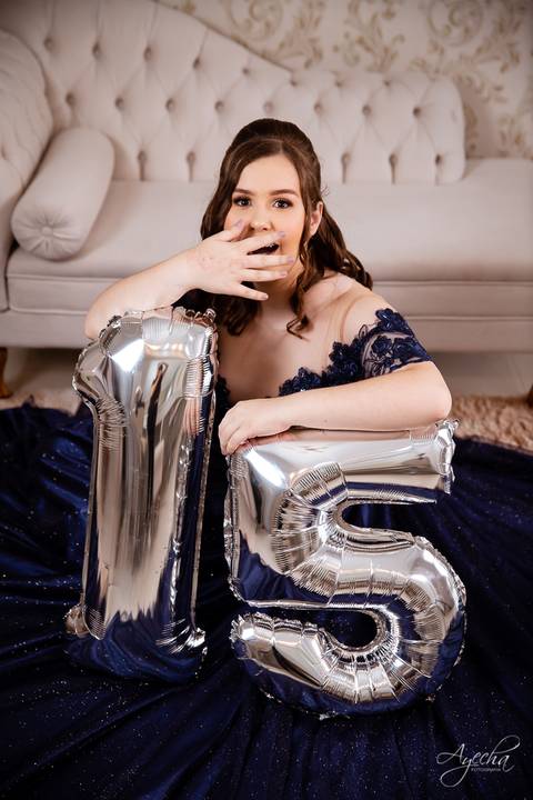 Ensaio de 15 anos; 15 anos Curitiba; Fotografa de debutantes; Inspirações de 15 anos; Chácara Ienkot; Fotografa São José dos Pinhais; Ensaio dos sonhos; Vestidos de Debutante; Fotografa Piraquara; Balões 15 anos; Meus 15 anos; Ensaio romântico;'