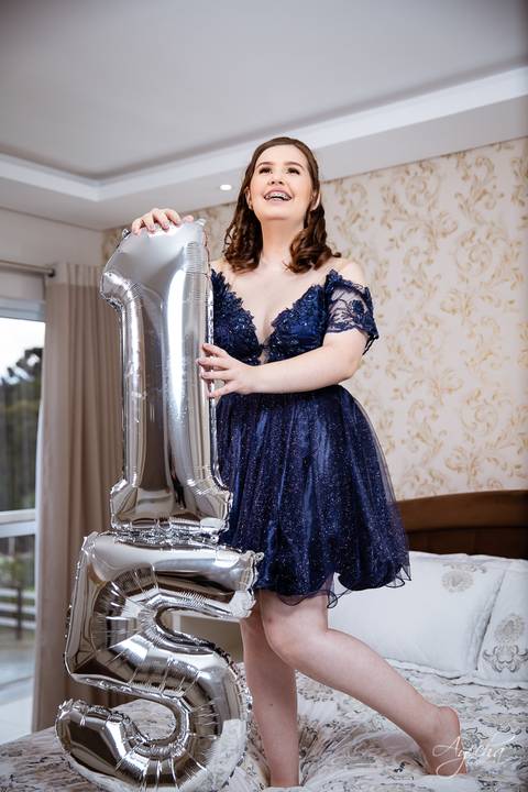 Ensaio de 15 anos; 15 anos Curitiba; Fotografa de debutantes; Inspirações de 15 anos; Chácara Ienkot; Fotografa São José dos Pinhais; Ensaio dos sonhos; Vestidos de Debutante; Fotografa Piraquara; Balões 15 anos; Meus 15 anos; Ensaio romântico;'