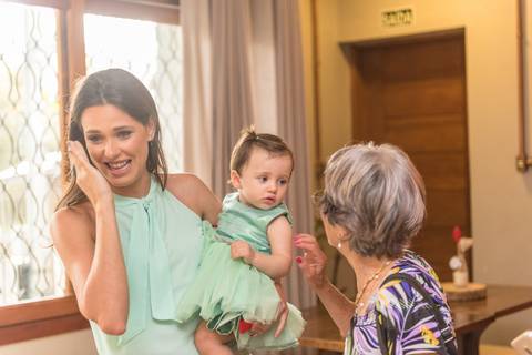 A emoção da mãe ao ver a decor linda!!'