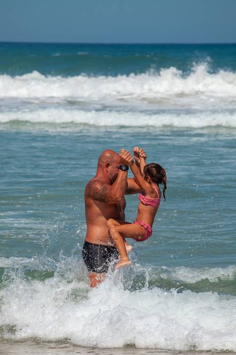 Ensaio de família em praia e dunas'
