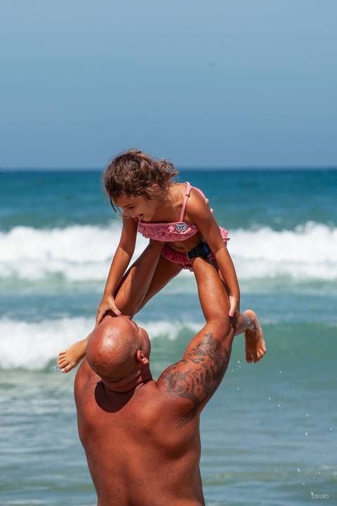 Ensaio de família em praia e dunas'